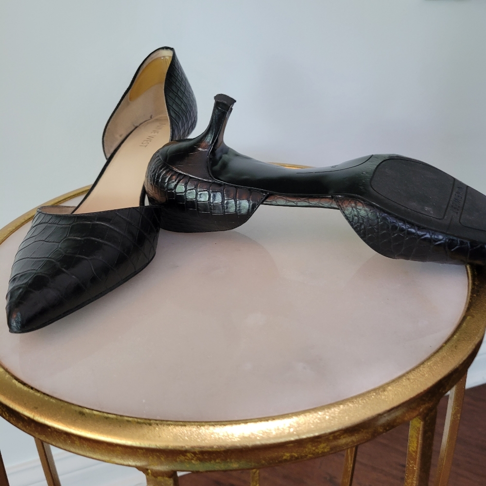 Nine West black crocodile  size 9 1/2